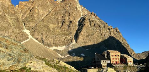 TOUR DEL MONVISO: 3 GIORNI AL COSPETTO DEL RE DI PIETRA
